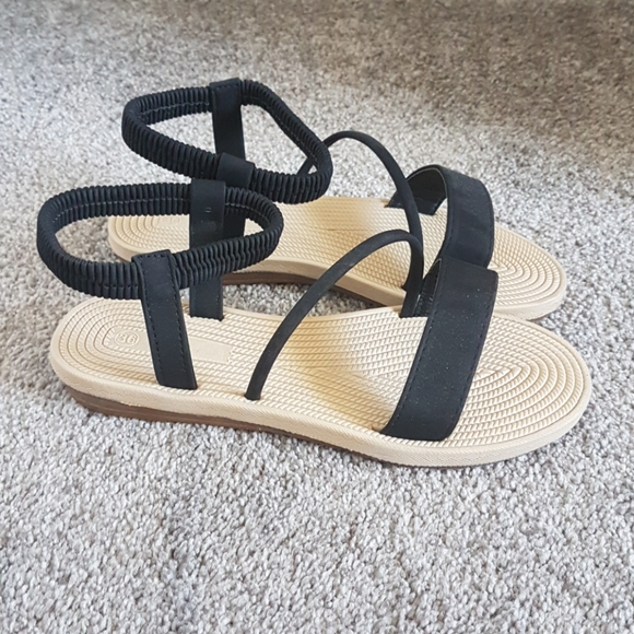 SHEIN Shoes - Shein size 5 sandals